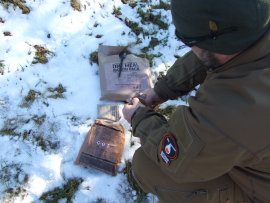 MRE - One Meal, Menu I – Kuřecí guláš