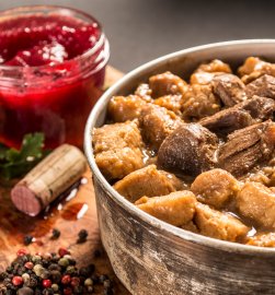Jelenragout met aardappelknoedeltjes Adventure Menu