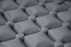 Matelas de sol gonflable CRYSTAL 195x58x5cm gris