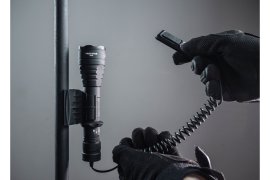Lampe Armytek Predator PRO set lumière froide