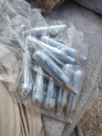 Beoordelingen: CO2 bombičje 12g Crosman 1st - 1