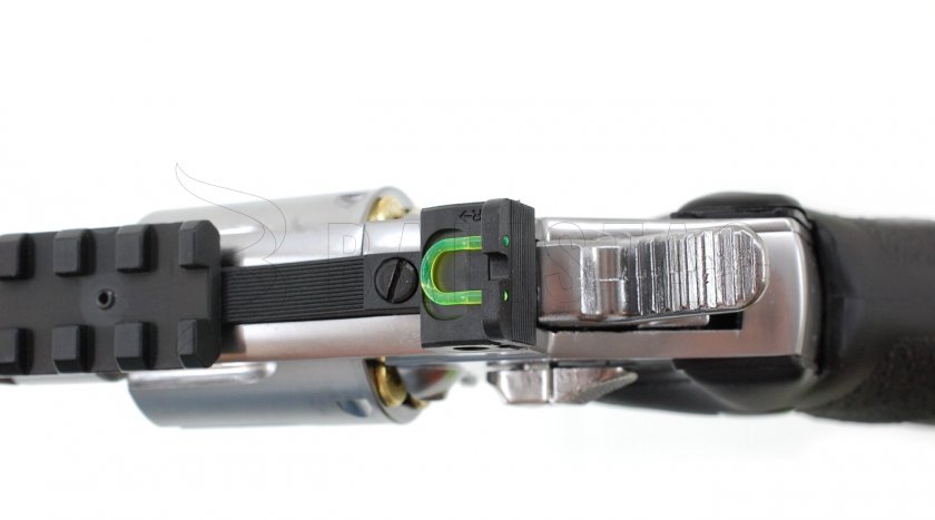 Revolver à air comprimé Umarex Smith&Wesson 327 TRR8 steel 4,5mm