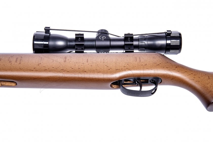 Luchtbuks Crosman Vantage NP 4,5mm + richtkijker 4x32