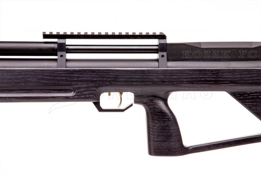 Carabine à air comprimé Zbroia Kozak FC 5,5mm