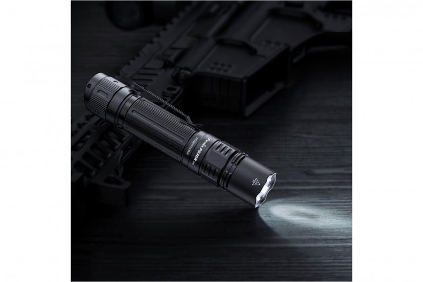Tactische zaklamp Fenix PD36R PRO