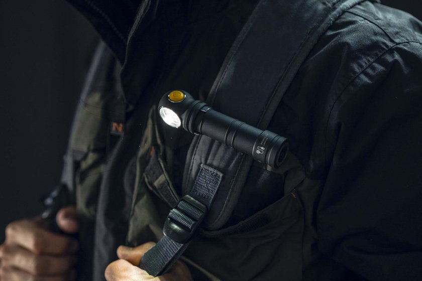 Zaklamp Armytek Wizard C2 Pro MAX LR koud licht