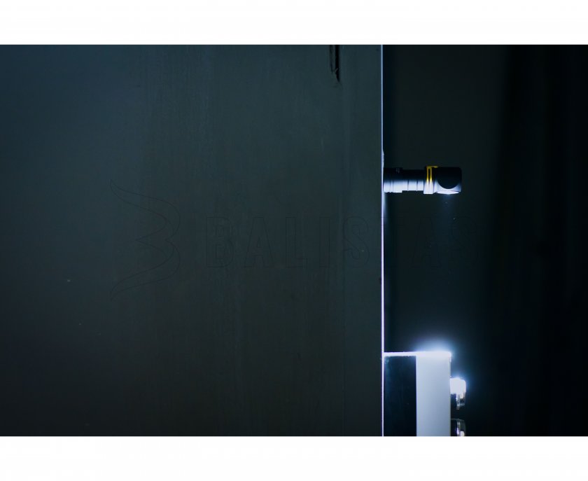 Lampe multifonction Armytek Elf C1 v2 lumière chaude