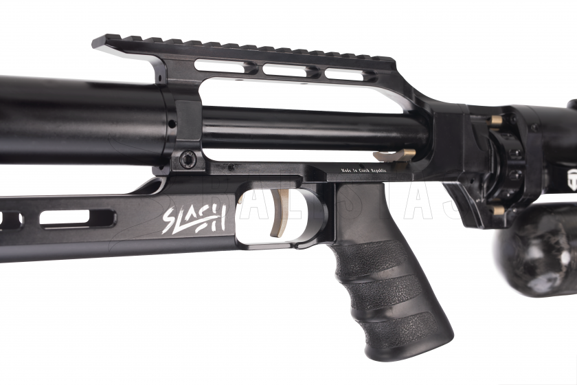 Carabine à air comprimé Taipan SLASH 420mm 5,5mm