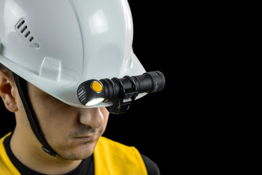 Support de casque pour lampes Armytek AHM-04