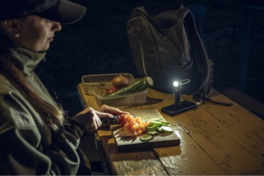 Multifunctionele zaklamp Armytek Elf C2 USB-C wit licht