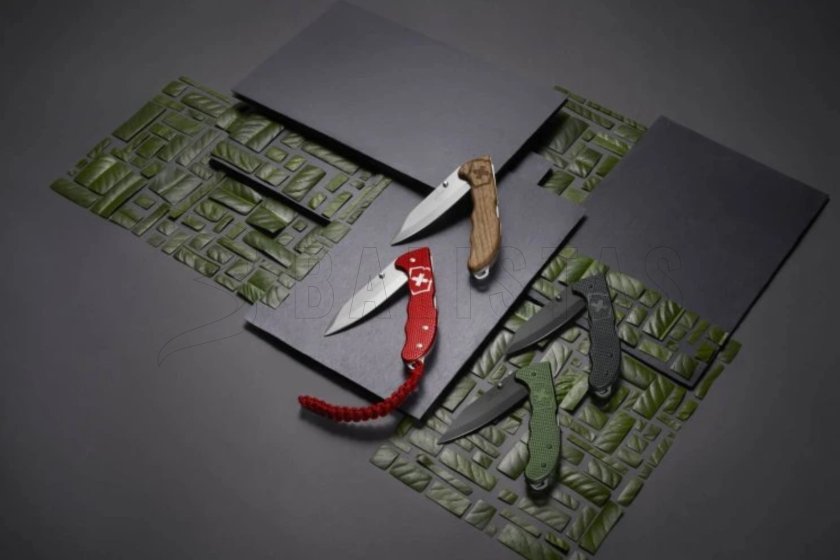 Couteau Victorinox Evoke BSH Alox Olive Green