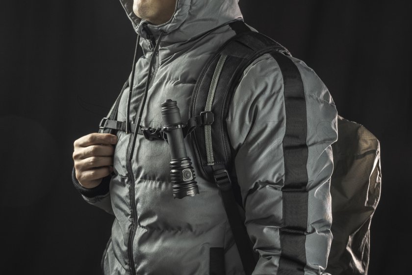 Zaklamp Armytek Viking PRO MAX koud licht