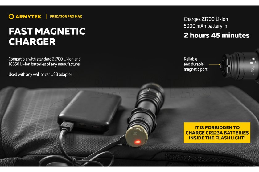 Lampe Armytek Predator PRO MAX lumière froide