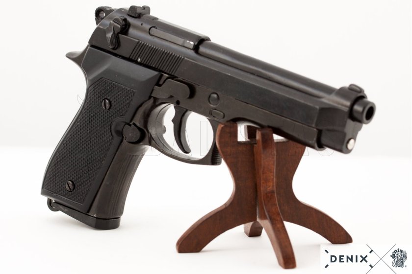 Réplique Beretta 92F, Italie 1975 7